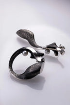 Contemporary sterling silver body art necklace