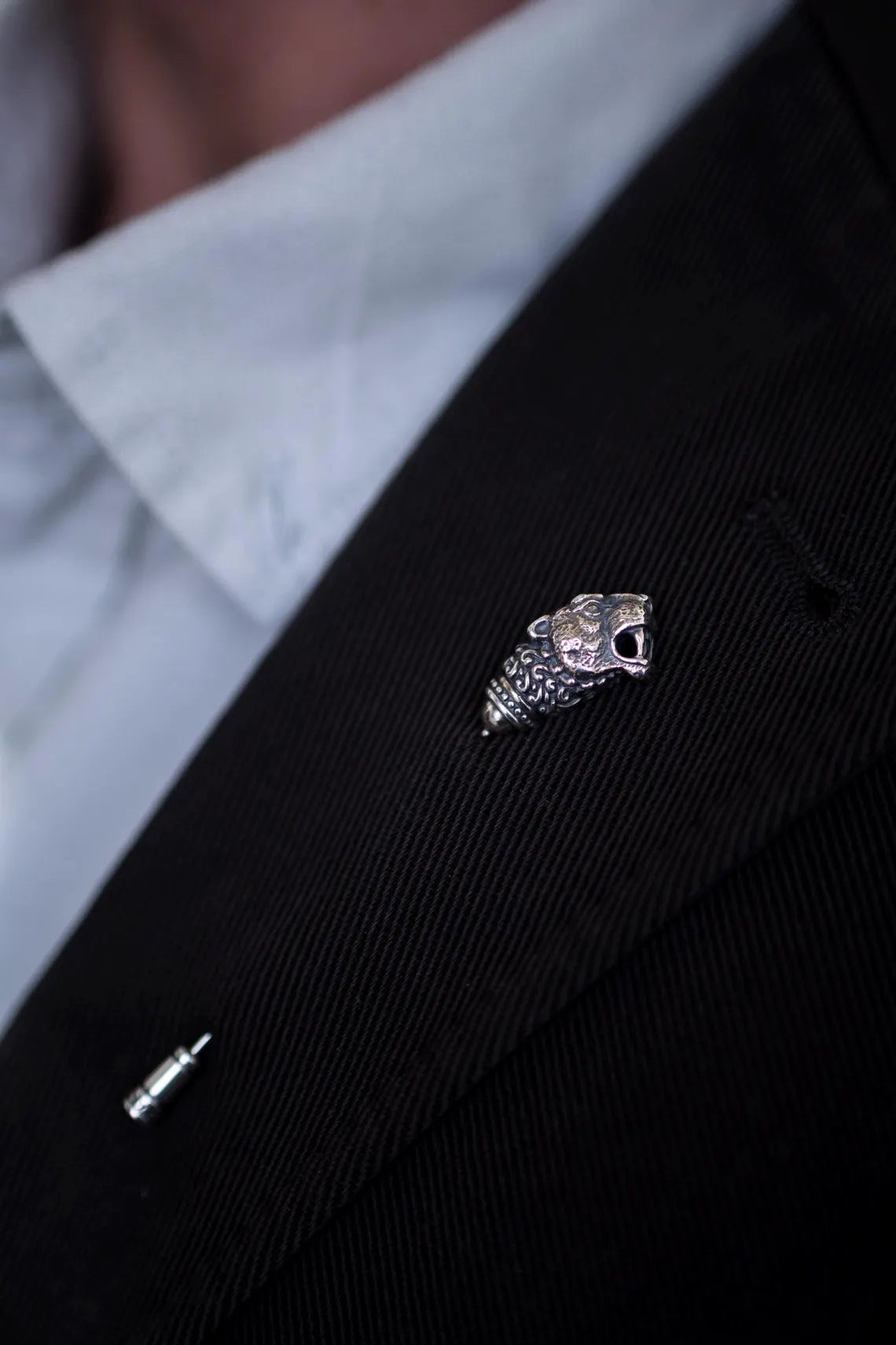 Handmade sterling silver lion head stick pin