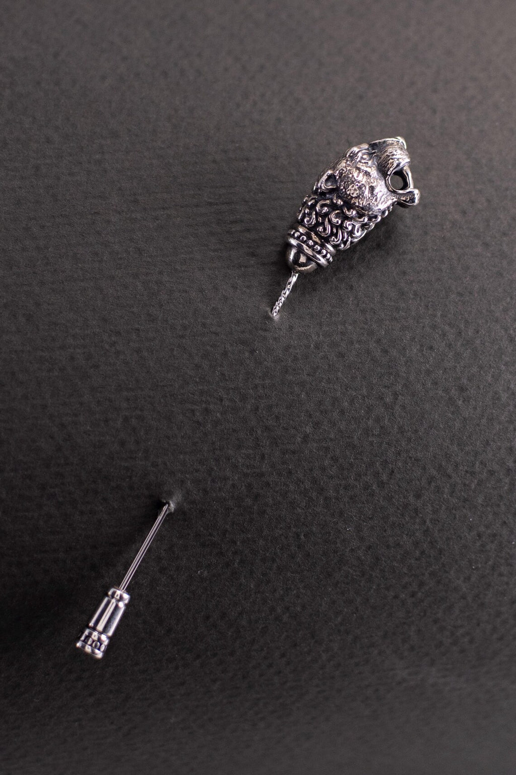 Vintage lion lapel pin for men