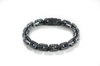Heavy sterling silver anchor chain detail
