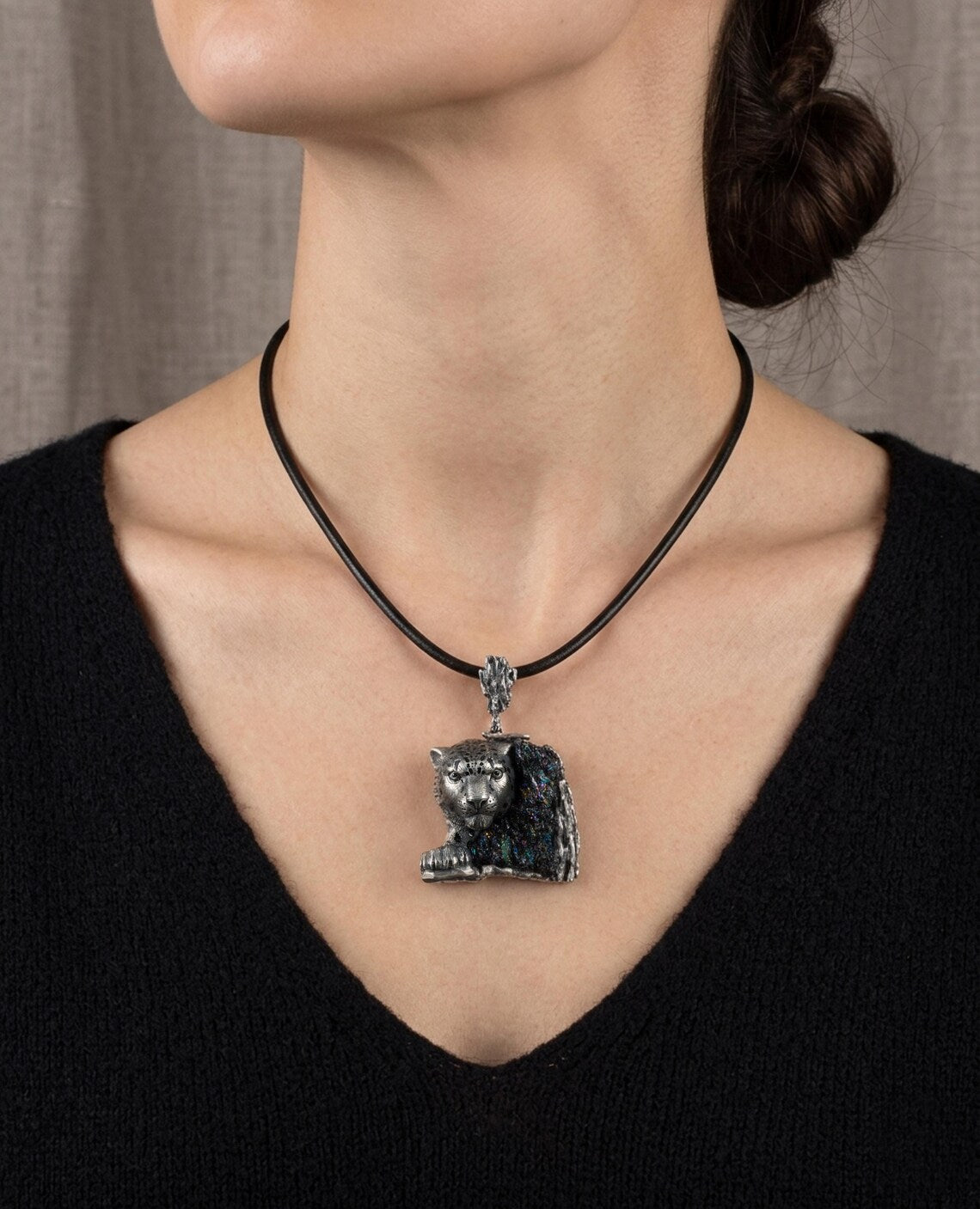 Large animal pendant necklace